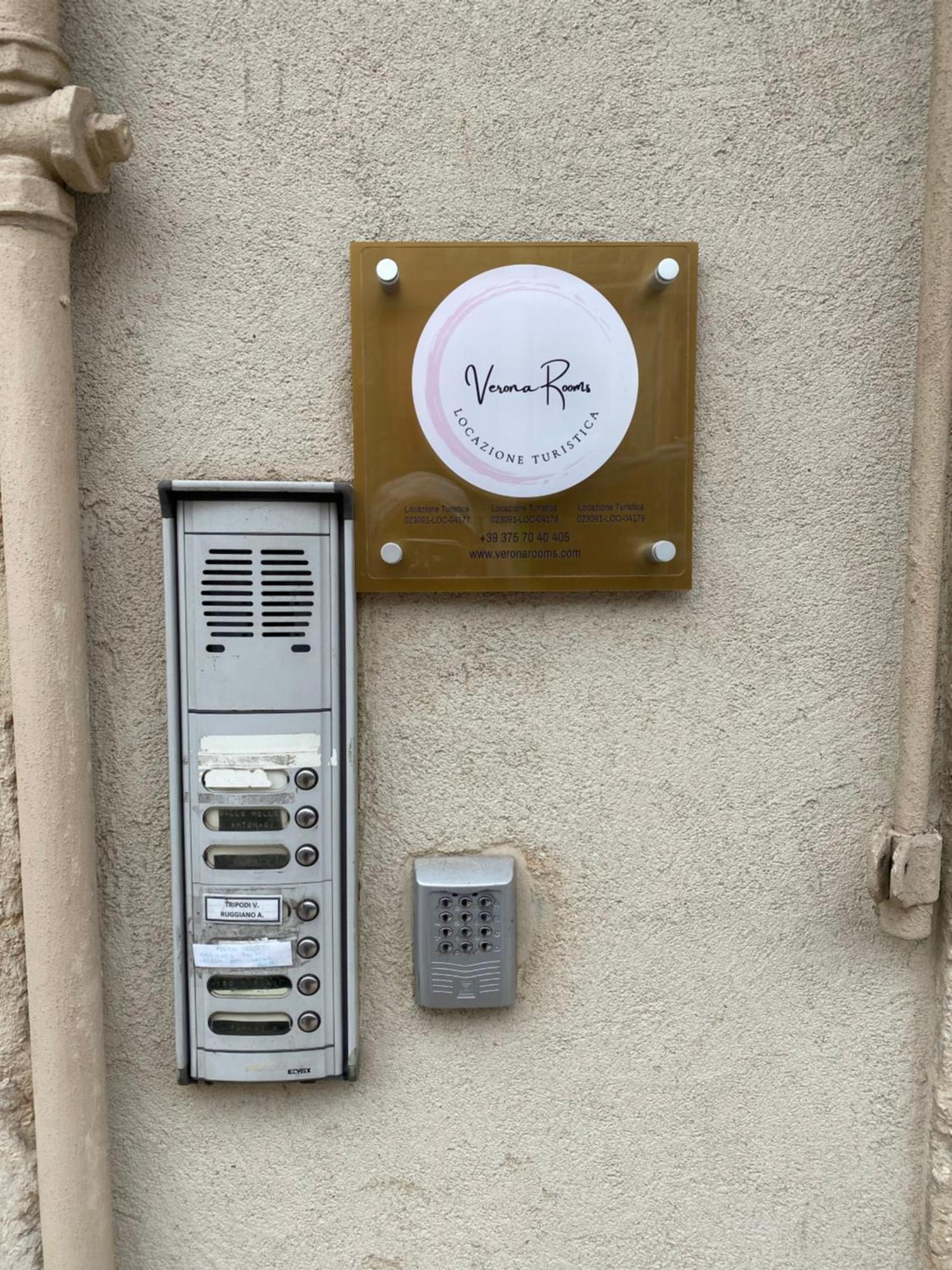 Verona Rooms Exterior foto